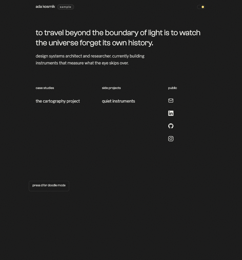 portfolio kit sample home page in dark mode with gold accent toggle